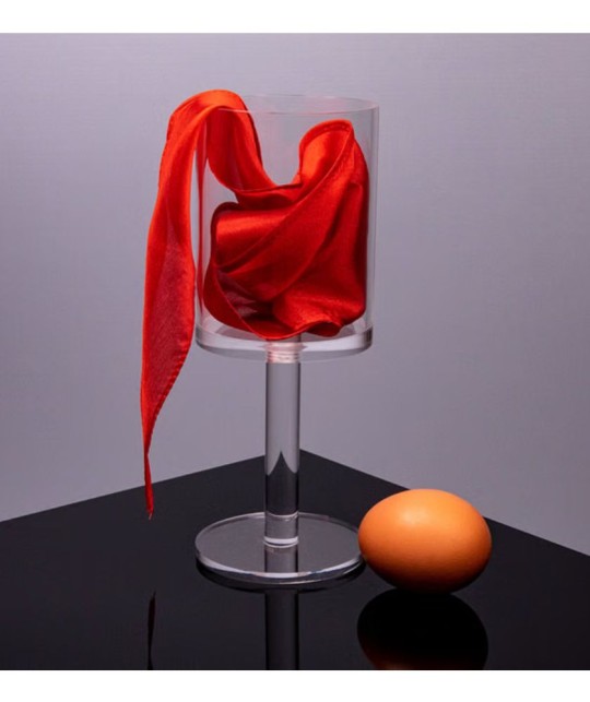 Collapsible Wine Glass by Joshua Jay