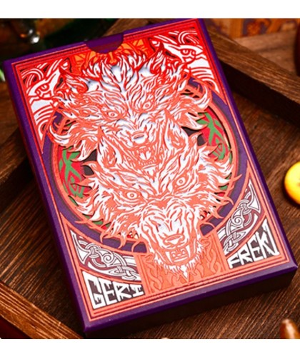 The Norse Myths Fenrir Playing Cards – coperta principală cu ornamentații roșii