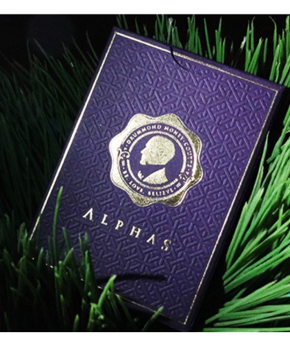DMC Alpha V3 Portcullis Playing Cards – detaliu logo și design premium