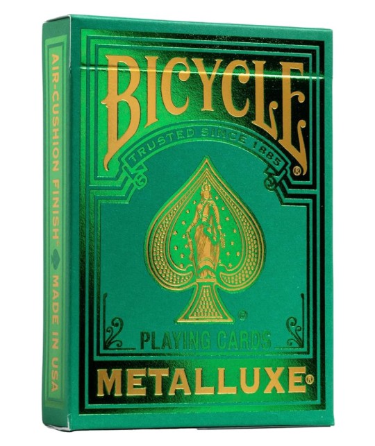Bicycle Metalluxe Green Playing Cards – cutie prezentată în perspectivă elegantă