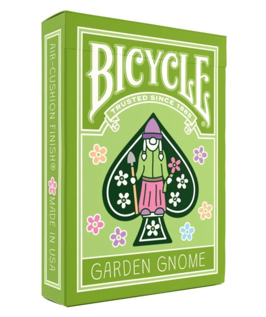 Bicycle Garden Gnome Playing Cards – pachet cărți de joc cu design gnomi de grădină