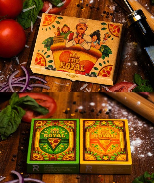 The Royal Pizza Palace Set by Riffle Shuffle Carti de Joc
